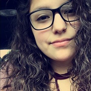 Meet your Posher, Carly